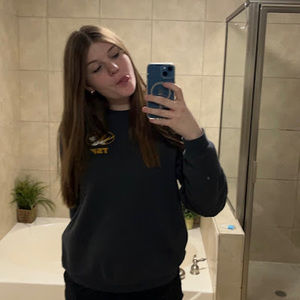 Meet your Posher, Mady